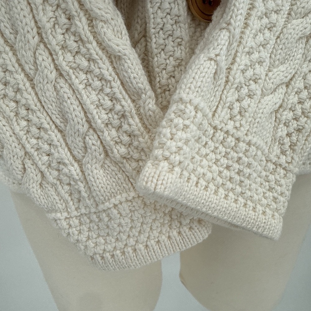 L.L. Bean Womens Cream 100% Cotton Cable Knit Cardigan Size Small Classic - Picture 4 of 9